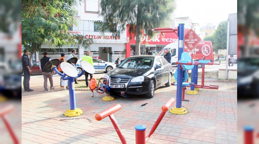 Fren yerine gaza basınca