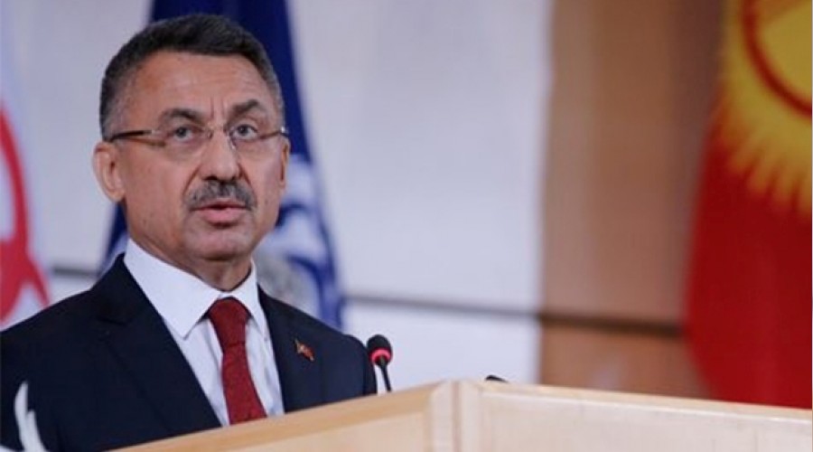 Fuat Oktay kürsüde rahatsızlandı