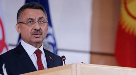 Fuat Oktay kürsüde rahatsızlandı