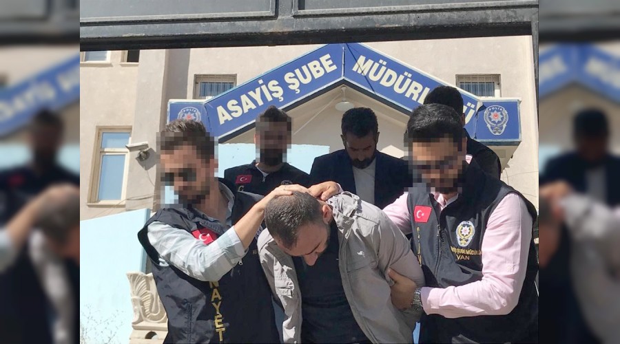 Gaspçılar birbirlerini vurdular