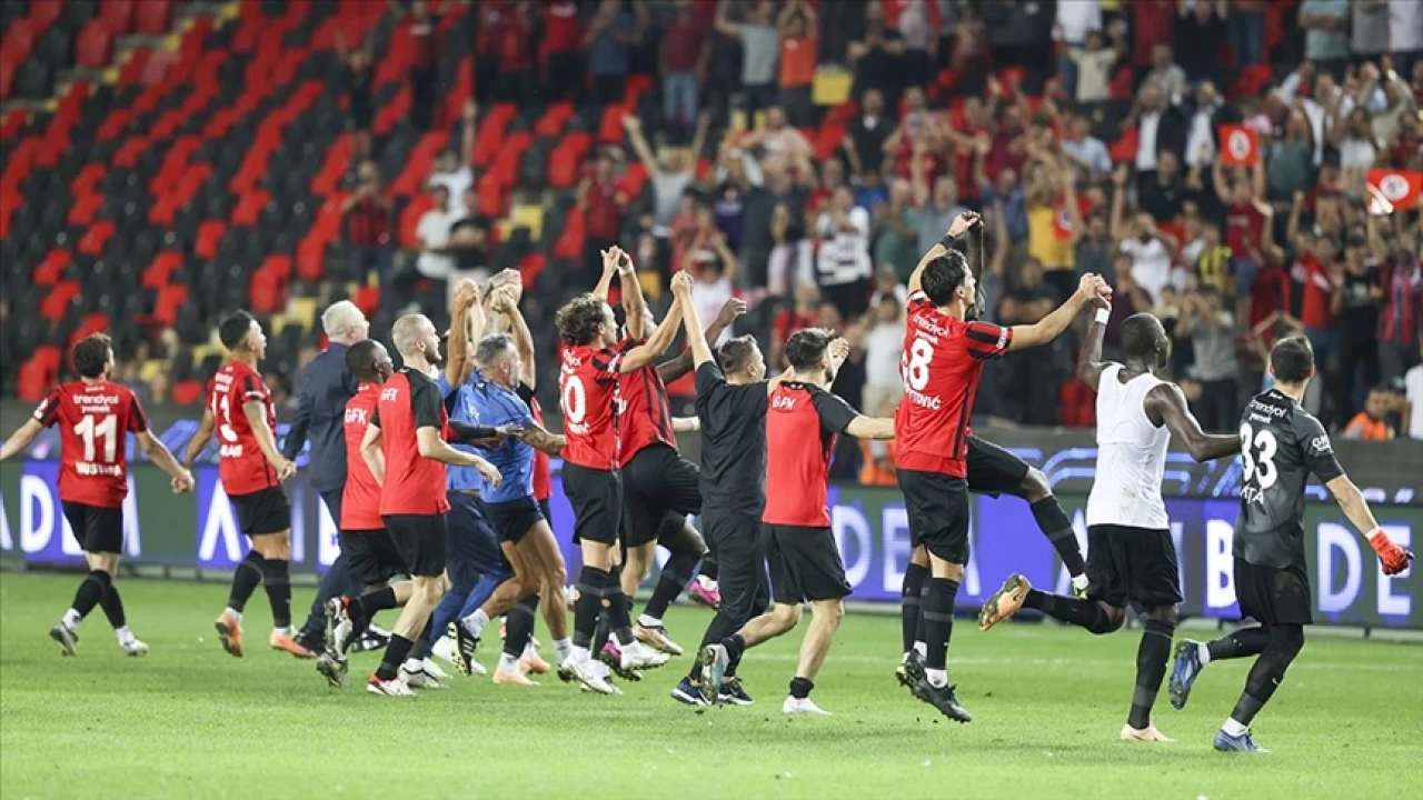 Gaziantep'in konu�u Pendikspor