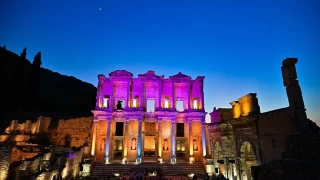 Gece müzeciliği Efes'e rekor getirdi