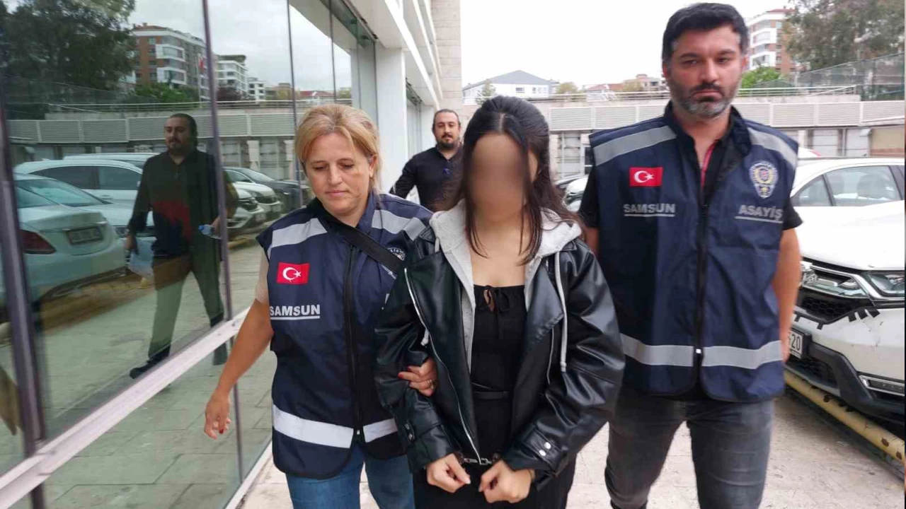 Gen� kad�n erkek arkada��yla kavga eden genci b��aklad�