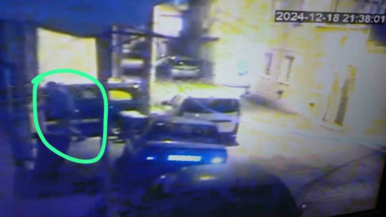 H�rs�zl�k ihbar�nda bulundu�u ki�i eski bacana�� ��kt�
