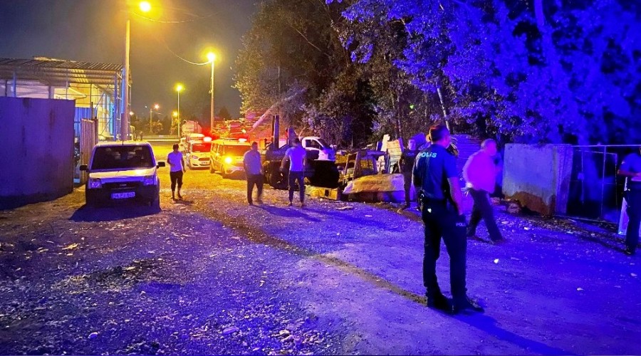Hurdacı dükkanında şüpheli ölüm