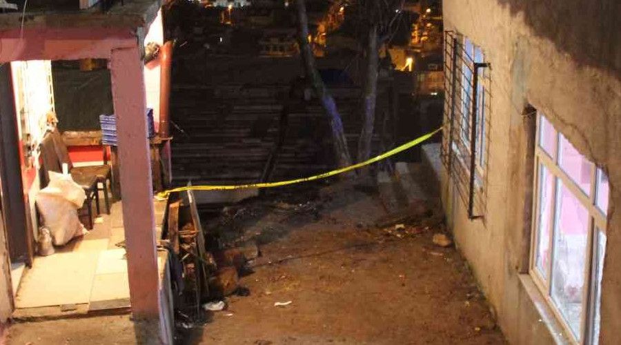 �ki aile birbirine girdi, ortal�k sava� alan�na d�nd�