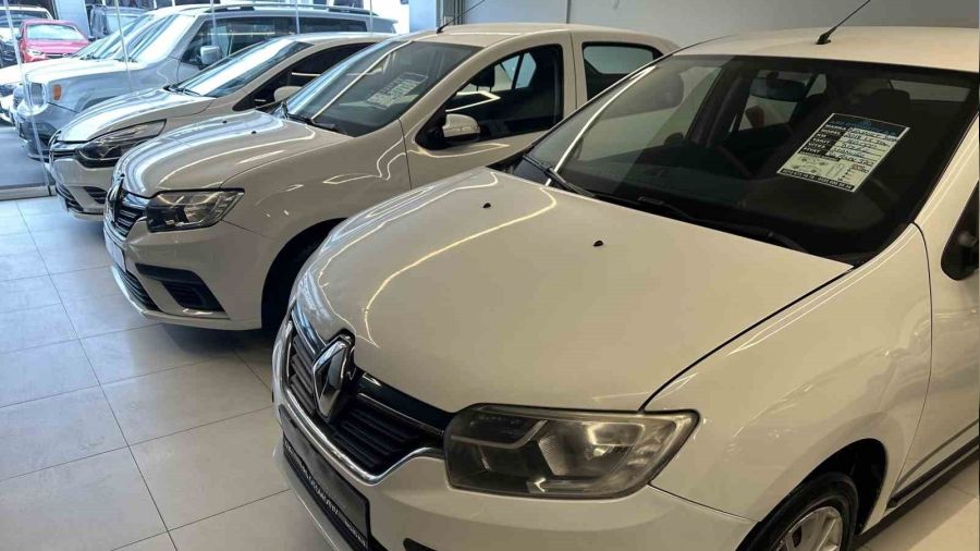 �kinci el otomobilde fiyatlarla birlikte sat��lar da d��t�
