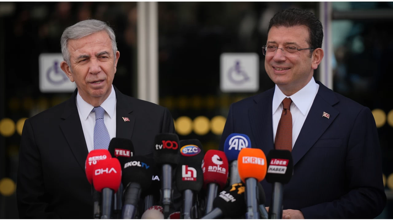 İmamoğlu, Yavaş'ı ziyaret etti