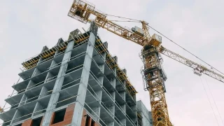 �n�aat �retimi y�ll�k y�zde 8 artt�