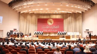 Irak Federal Mahkemesi: Anayasa'ya aykr durumlarda vekillii drme yetkisine sahibiz
