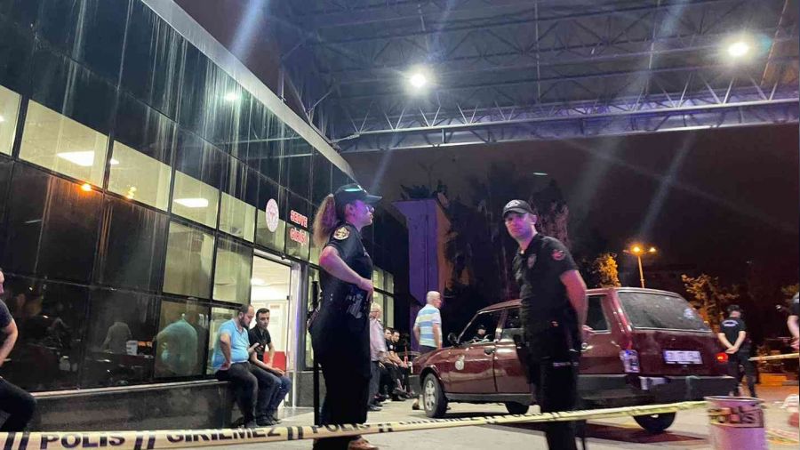 İskenderun'da silahlı saldırı: 1 ölü, 8 yaralı