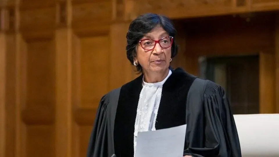 �srail Cumhurba�kan� Herzog, Pillay'a Nobel Bar�� �d�l� verilmesinin "alayc� bir karar" oldu�unu savundu