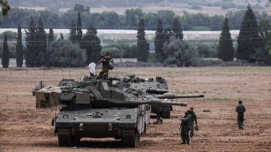 İsrail medyası: İsrail güçleri Gazze'ye karadan giriş yapmaya hazırlanıyor