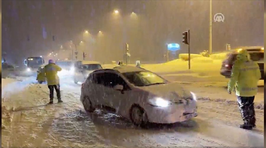 İstanbul Valisi Ankara'ya, Ankara Valisi İstanbul'a gitmeyin uyarısı yaptı