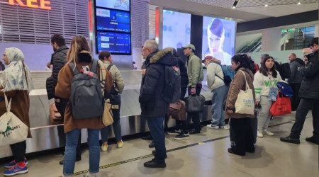 İstanbul'a dönüş yapan depremzedeler yaşadıklarını anlattı