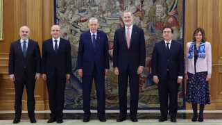 İşte Avrupa'daki liderlerin boyları