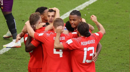 İsviçre, Kamerun'u tek golle geçti