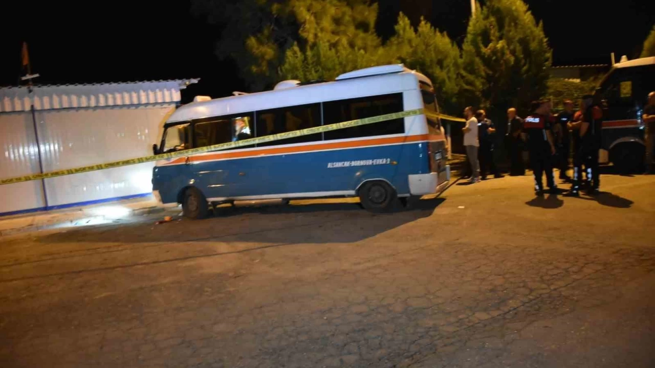 İzmir'de yolcu minibüsünde cinayet