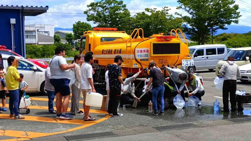 Japonya'daki 7.1'lik depremde ölü sayısı 28'e yükseldi