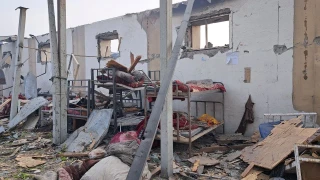 Kabil'de hastane vuruldu:400 �l�