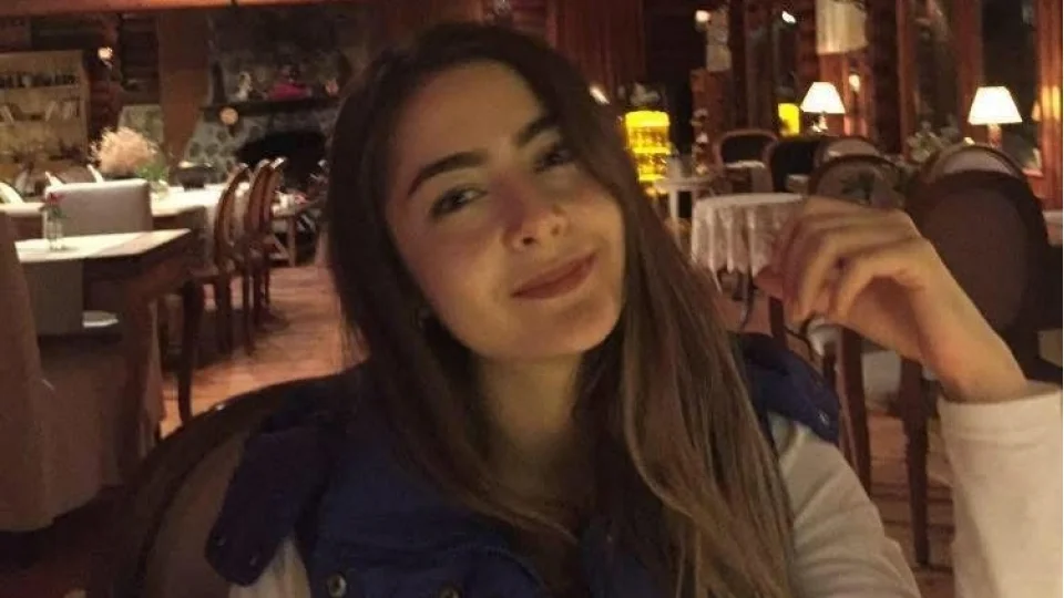Kad�n avukat ablas� ad�na a�t��� davay� geri �ekmedi�i i�in �ld�r�lm��