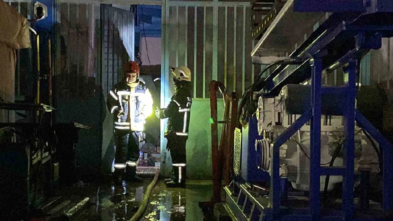 Kaldığı iş yerinde yanarak can verdi