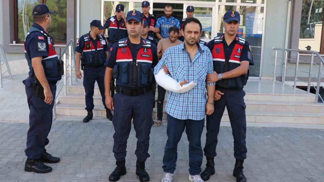 Kar�s�n� i�kence yaparak �ld�ren koca tutukland�