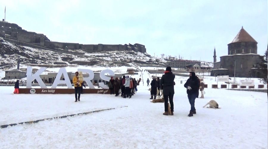 Kars'a turistlerden yoğun ilgi