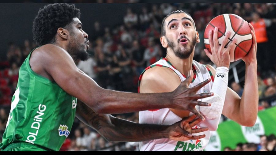 Kar��yaka'n�n rakibi Strasbourg