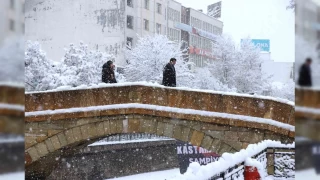 Kastamonu'da kar ortaya kartpostallık görüntüler çıkardı: Vatandaşlar kışın tadını çıkardı
