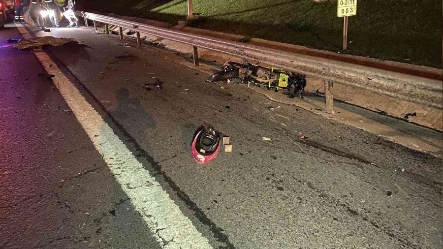 Kavacık Tem'de feci kaza: 2 kişi öldü