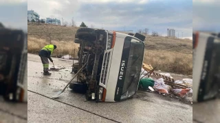 Kayan hafriyat kamyonu 11 araca çarptı