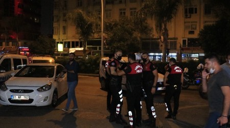 Kendisini uyaran sokak satıcısını bıçakladı