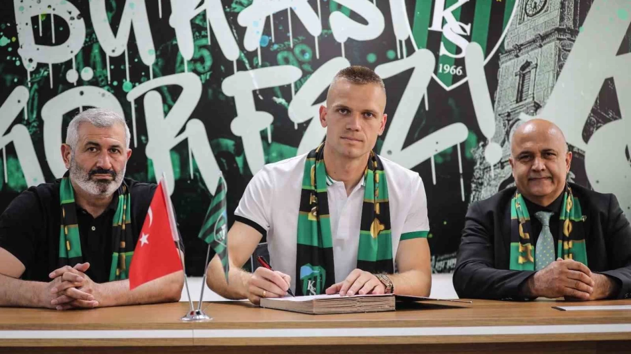 Kocaelispor'da bir imza daha