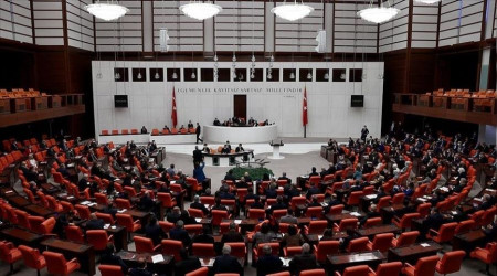 Konutların turizm amaçlı kiralanmasına ilişkin kanun teklifi TBMM Genel Kurulu'nda kabul edildi