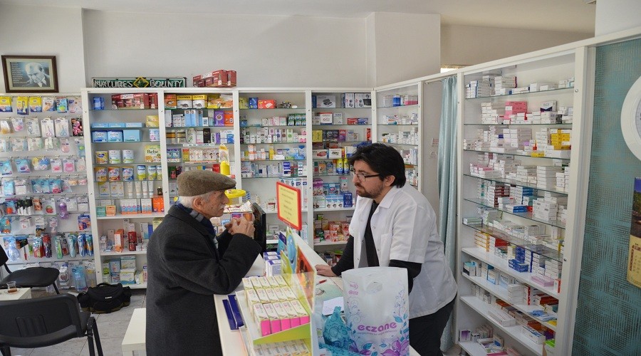 Koronavirus maskesi karaborsa