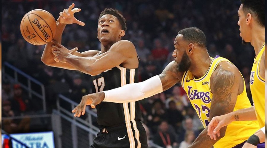 Lakers'�n serisi 14 ma�a ��kt�