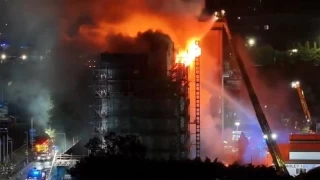 Londra'da yangın paniği