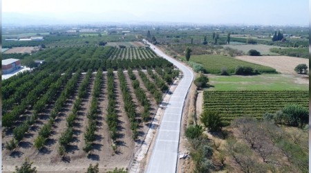 Manisa'nın dört bir yanında yol çalışması