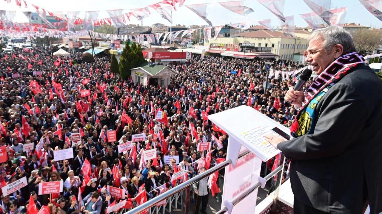 Mansur Yava�: Dara d��en kim varsa yan�nda olduk