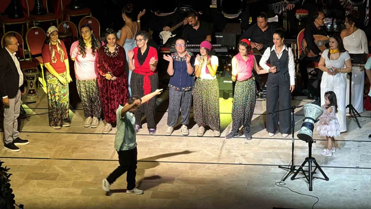 Marmaris'in özel çocuklarından özel konser