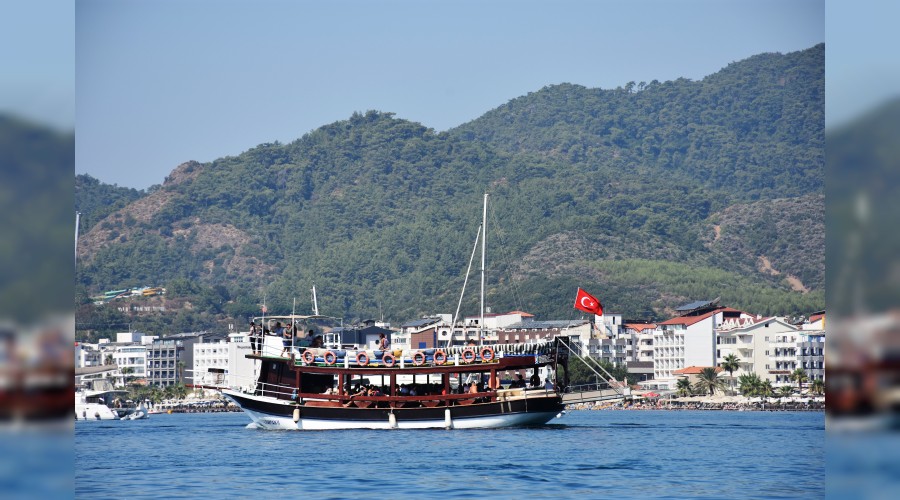Mavi turlara yoğun ilgi