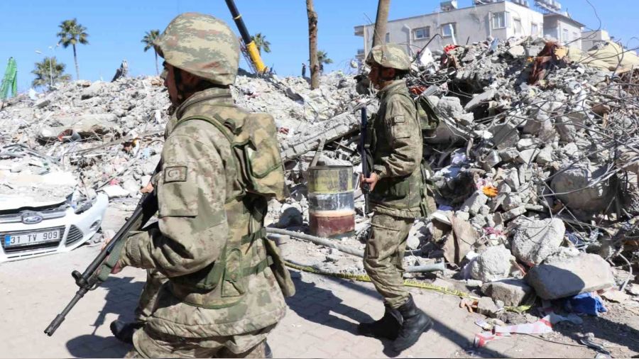 Mehmet�ik deprem b�lgesinde n�bette