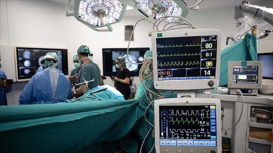 "Metaverse" destekli beyin ameliyatlar�nda �nemli ba�ar�lar kazan�ld�