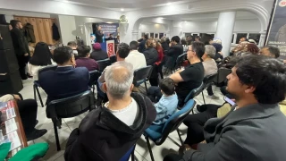 Mevlana �ehrinde lokma ve dua bulu�mas�