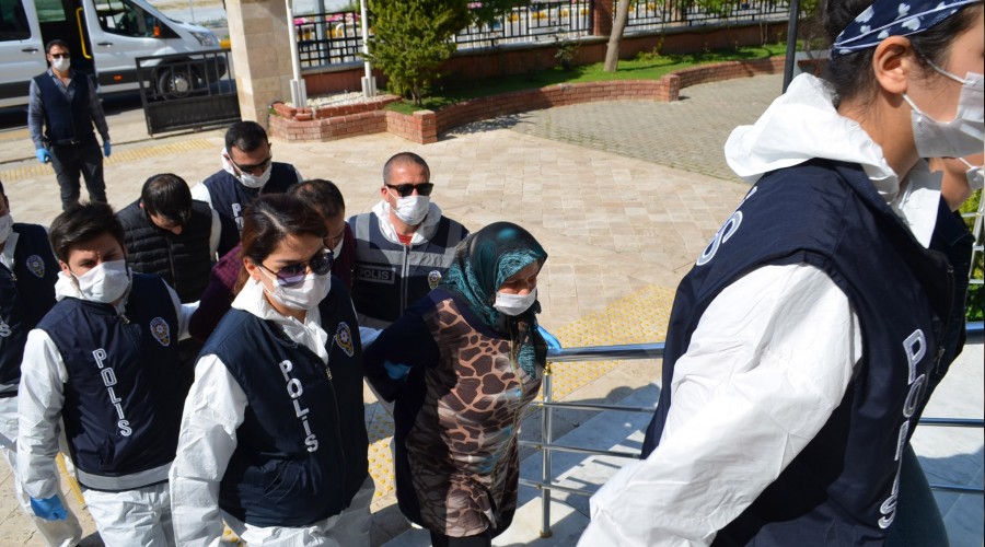 Miras i�in babas�n� zehirledi