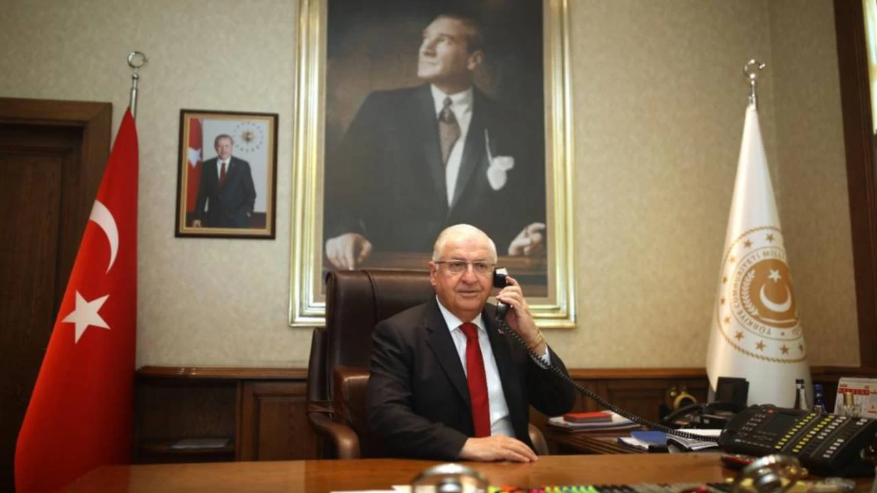 MSB: Bakanımızın Atatürk sevgisini sorgulamaya çalışmak kimsenin haddi değildir