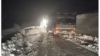 Mu�'ta yo�un kar: 145 k�y yolu ula��ma kapand�