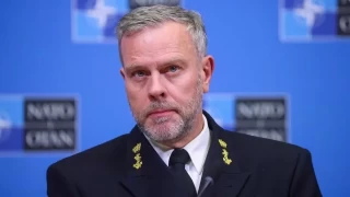 NATO'dan sivillere sava uyars