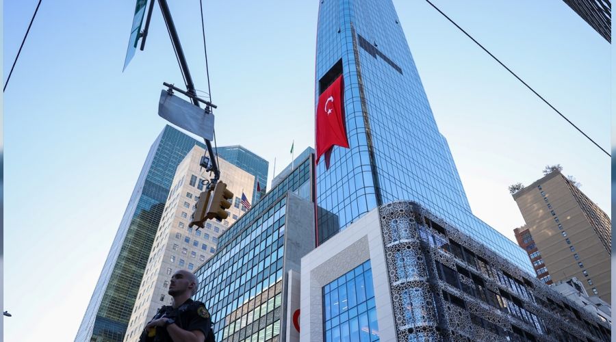 New York'taki 'itibar'n maliyeti dudak uuklatyor!